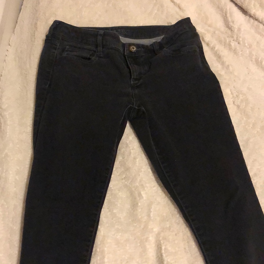 black skinny jeans